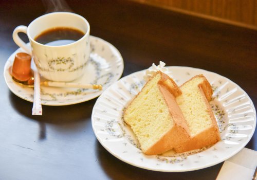 コーヒーとケーキセット